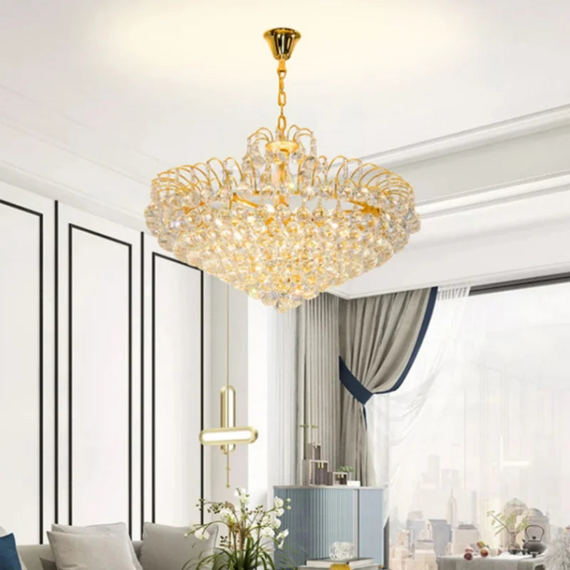 Lustre Célestine en cristal doré pour intérieurs modernes