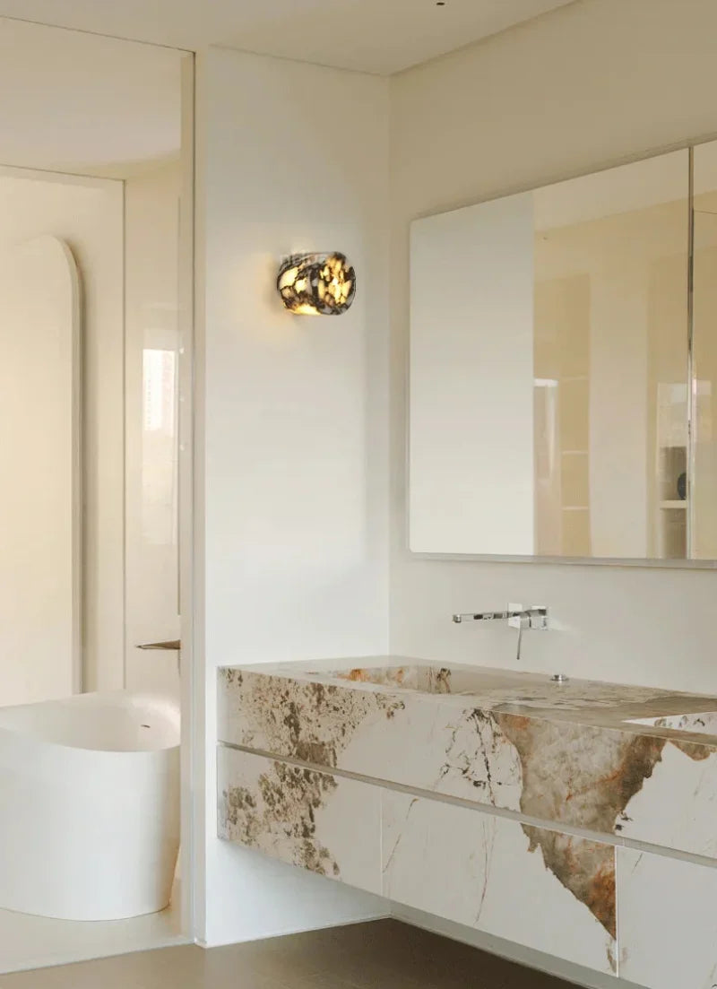 Amélie Lustra Marble LED Wall Sconce