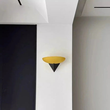 Élodie Horizon Mount LED Wall Lamp