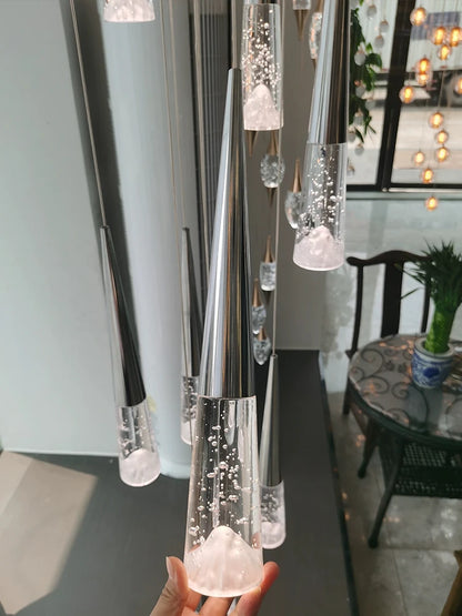 Lustre suspension Vivienne Crystal Staircase pour intérieurs de luxe