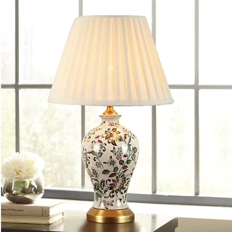 Émilienne Floral Ceramic Vase Table Lamp