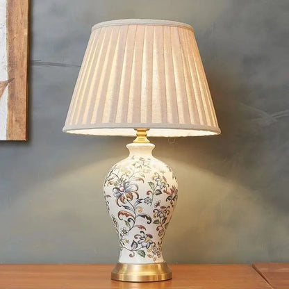 Émilienne Floral Ceramic Vase Table Lamp