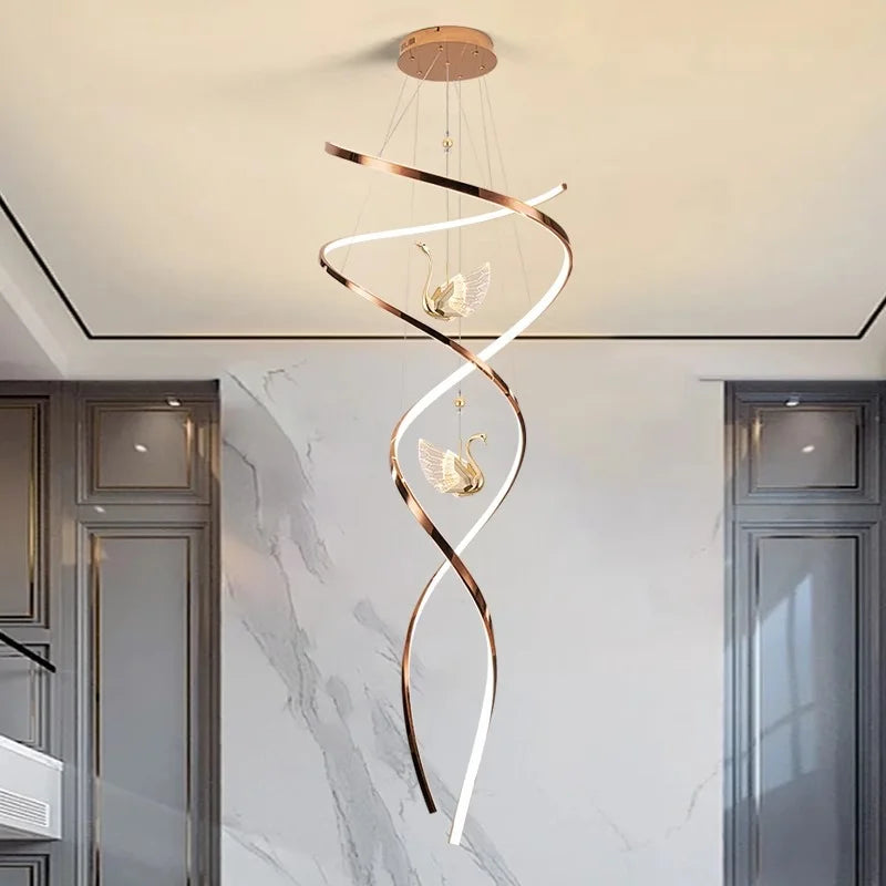 Lustre d'escalier LED Cygnus Spirale Célestine