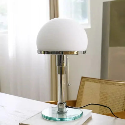 Lampe de table à LED en verre Amélie Bauhaus Glow