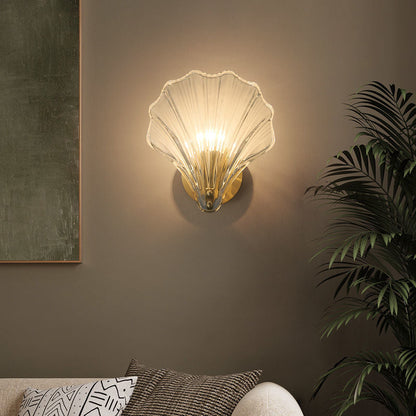 Applique murale LED Isabelle Sea Shell en verre, accent doré