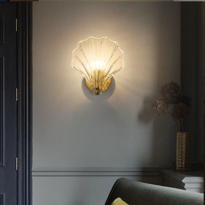 Applique murale LED Isabelle Sea Shell en verre, accent doré