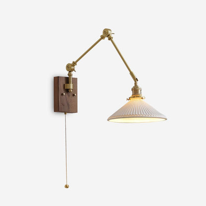 Applique murale Émilie avec bras articulé et base en laiton et bois