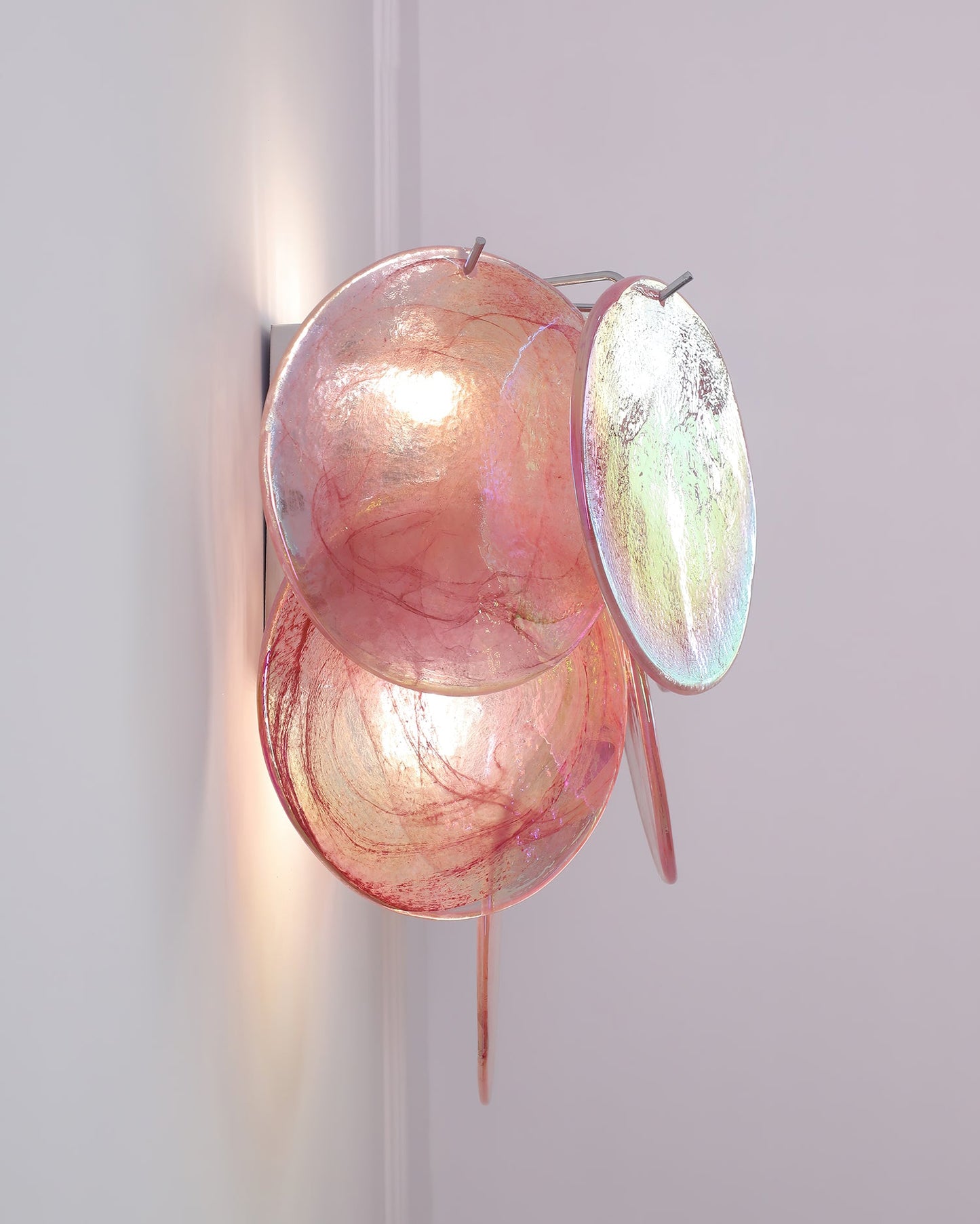 Applique murale Amélie en verre soufflé bouche avec accents métalliques