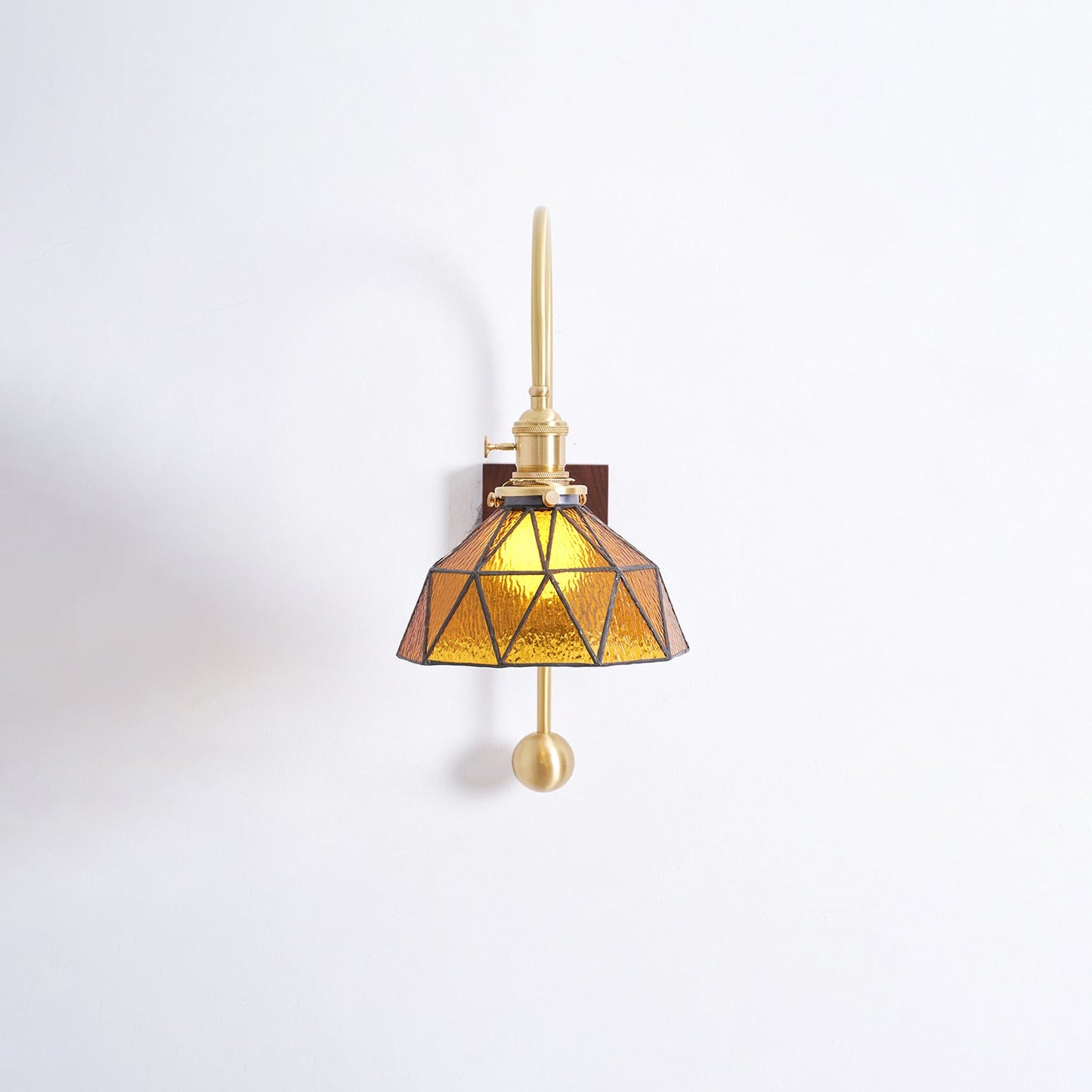 Applique Juliette Tiffany en Laiton Noyer et Verre