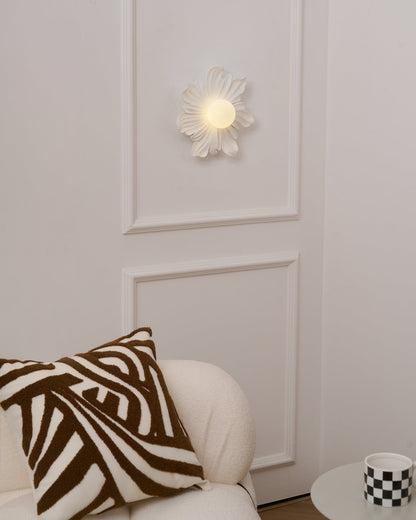 Applique murale en résine Camille avec motif floral et éclairage doux