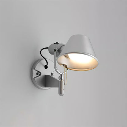 Auriane Adjustable Wall Lamp with Sleek Metal Design