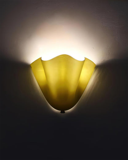 Applique murale en verre soufflé Violette avec silhouette de pétales