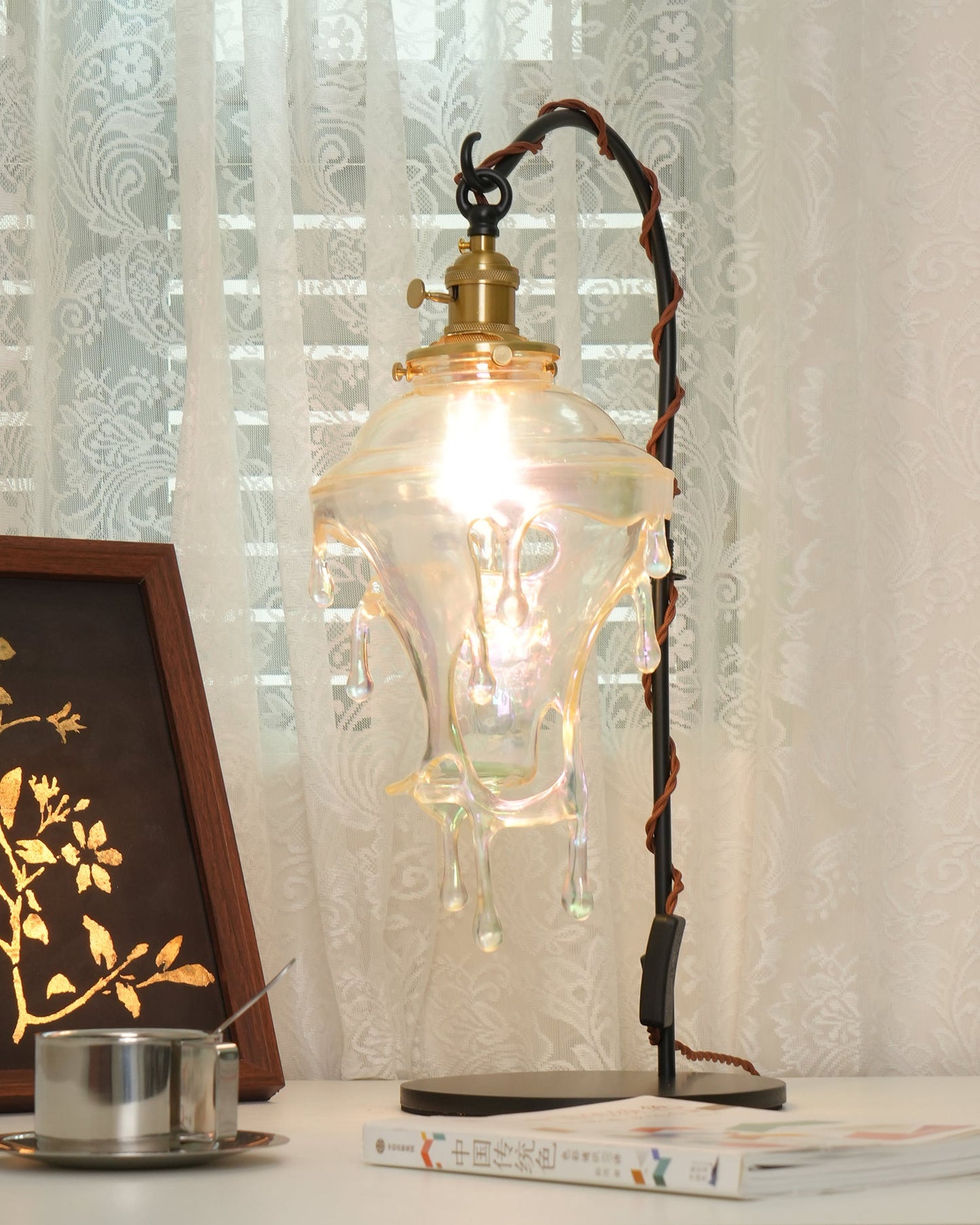 Anaïs Water Drop Resin Table Lamp with Artistic Drip Design